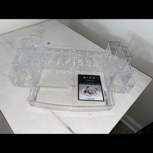 Make up tray holders